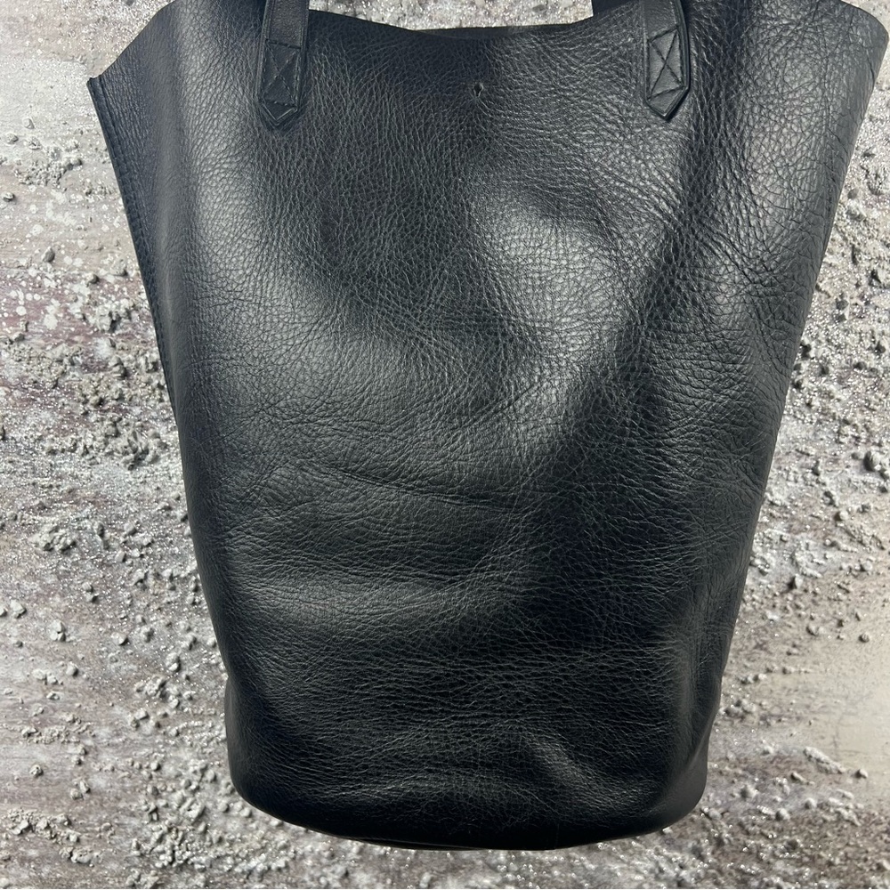 547 Madewell Black Leather Structured Tote Bag - Picture 3 of 10